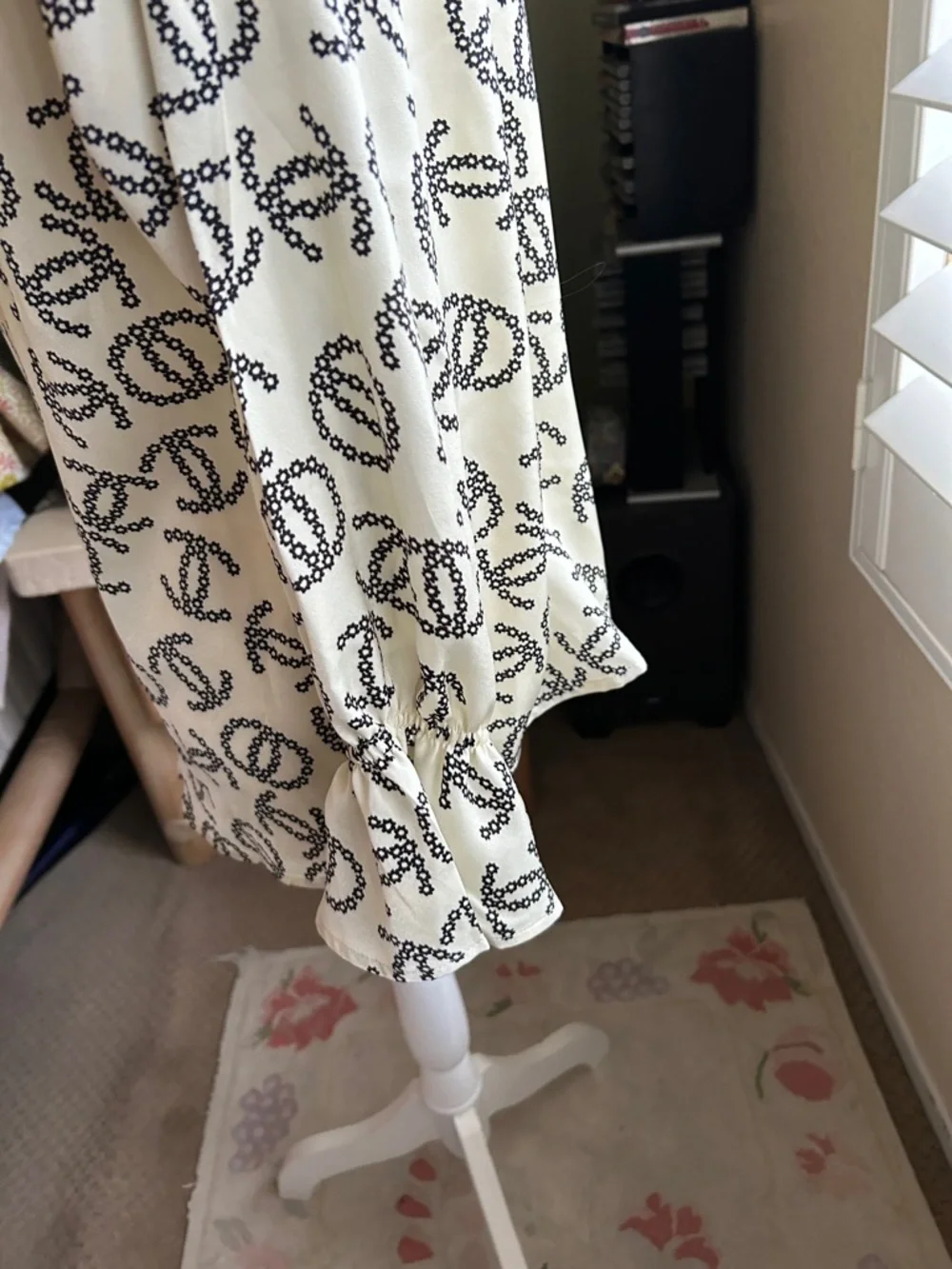 CHANEL Cream and Black CC Print Long Sleeve Top - Picture 9 of 14